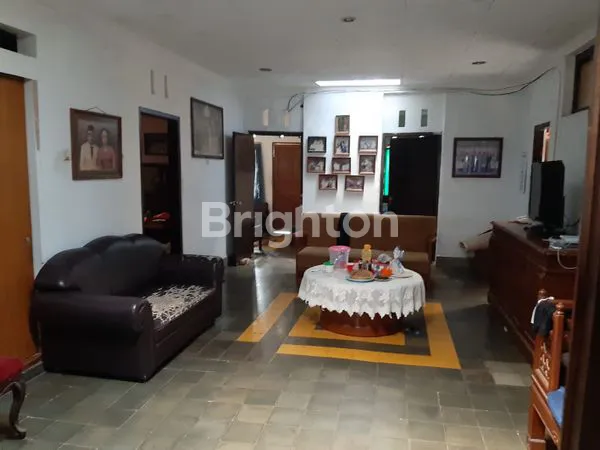 image RUMAH LUAS DAN ASRI DI SAYAP MOH RAMDHAN, BANDUNG (3)