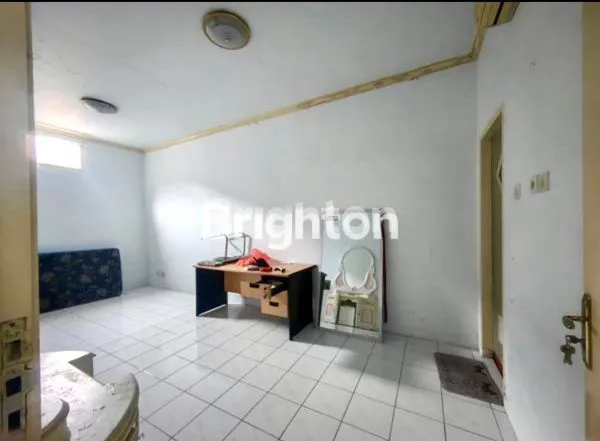 image RUMAH BESAR BONUS FURNISH (7)