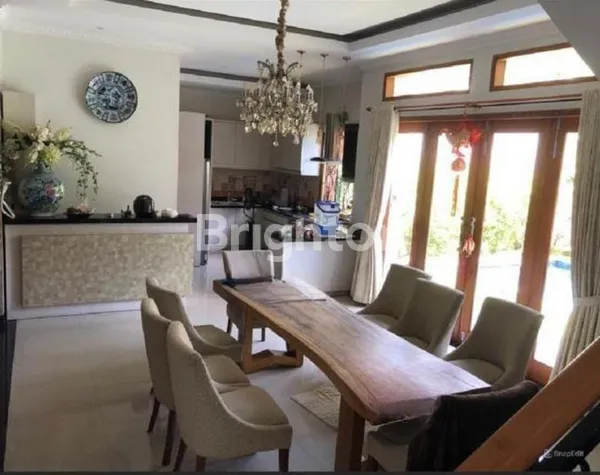image LEASEHOLD VILLA CANTIK SIAP HUNI DI CANGGU – TERAWAT - FULL FURNISHED – DEKAT DENGAN PANTAI  (4)