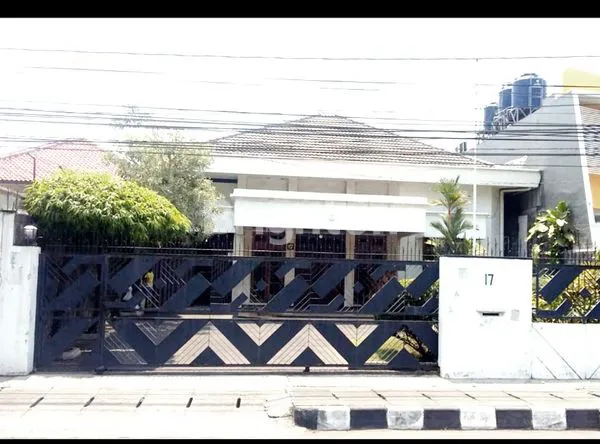 image JUAL RUMAH IDEAL, TENGAH KOTA, LAYAK HUNI DAN KUAT (1)