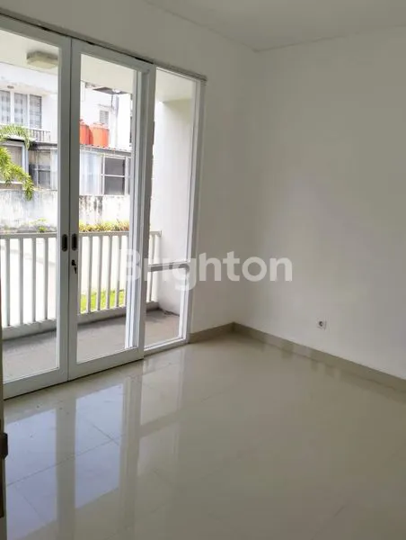 image DIJUAL RUMAH BARU 2 LANTAI  (2)