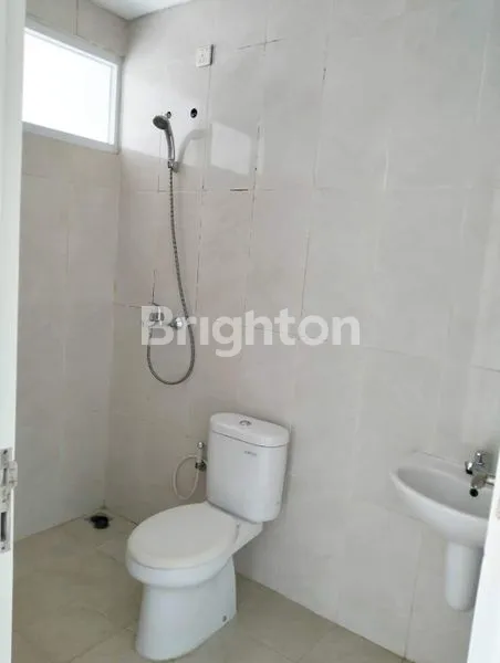 image DIJUAL RUMAH BARU 2 LANTAI  (5)