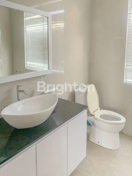 image (TURUN HARGA!) RUMAH 3+1 KT BARU MODERN 4 LANTAI DEKAT PINTU MASUK TOL BALI MANDARA (8)