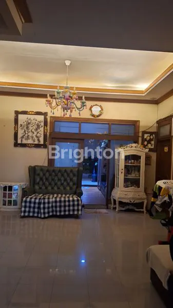 image RUMAH 2,5 LANTAI DI KELAPA GADING TIMUR, JAKUT (8)