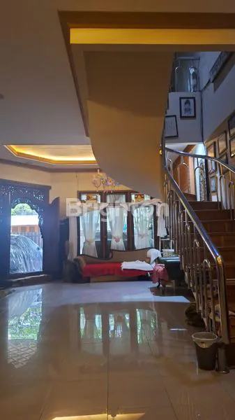 image RUMAH 2,5 LANTAI DI KELAPA GADING TIMUR, JAKUT (2)