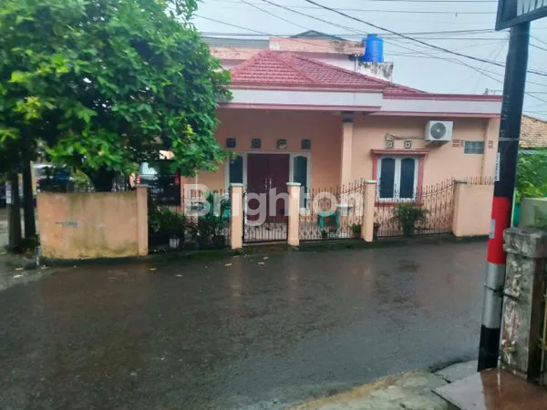 image RUMAH DIJUAL LOKASI TENGAH KOTA (1)