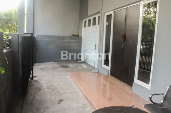 image RUMAH TINGKAT SIAP HUNI DI TUNJUNGSEKAR DEKAT UB DAN SOEHAT MALANG (2)