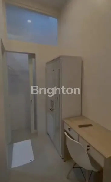 image RUMAH KOS EKSEKUTIF ADA KOLAM RENANG DI WONOKROMO SURABAYA (5)