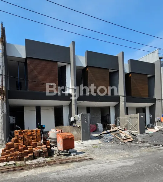 image RUMAH DI KUTISARI INDAH SURABAYA  (1)