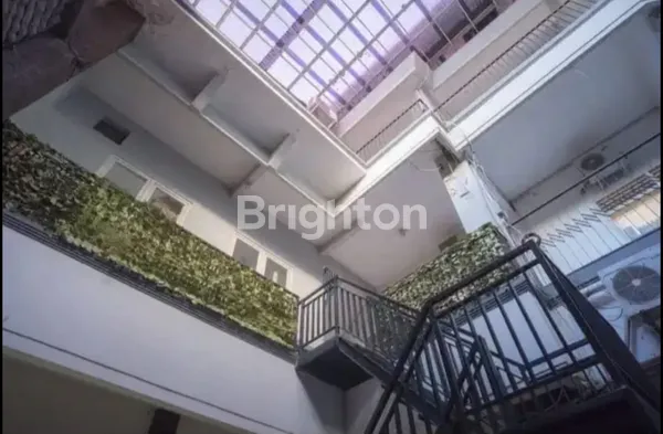 image RUMAH PUSAT KOTA AREA KOMERSIAL RAMAI COCOK BUAT CAFE, RESTO (5)