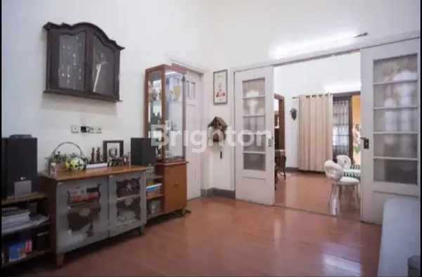 image RUMAH PUSAT KOTA AREA KOMERSIAL RAMAI COCOK BUAT CAFE, RESTO (8)