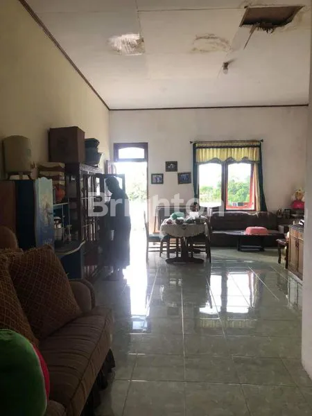 image RUMAH BESAR SOMBER VIEW PELABUHAN FERRY LAMA (3)