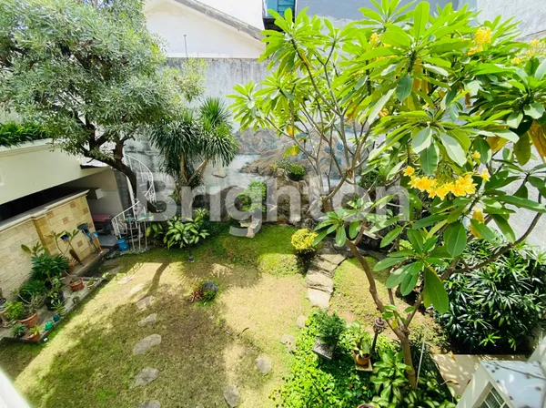 image RUMAH DHARMAHUSADA ROW JALAN KEMBAR DKT PUSAT PERBELANJAAN (7)