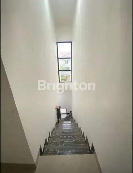 image RUMAH BARU SELANGKAH KE PINTU TOL (6)