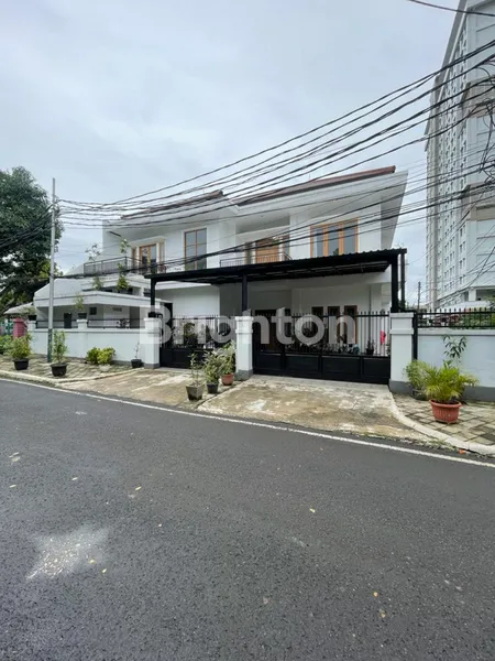 image MURAH DIJUAL CEPAT RUMAH 2 LANTAI MEWAH PONDOK PINANG JAKARTA SELATAN SIAP HUNI - LOKASI PREMIUM STRATEGIS (5)