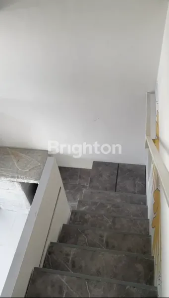 image RUMAH  2 LANTAI DI TABEBUYA (4)