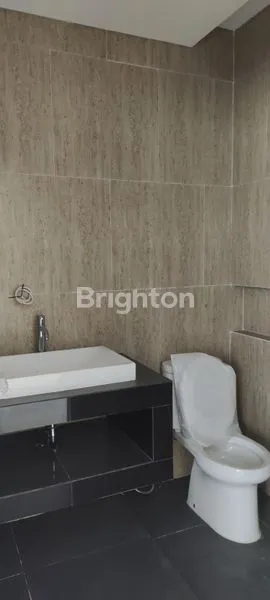 image SIAP HUNI, RUMAH TYPE ALEXANDRITE NON FURNISH KAWASAN FIRST STONE BSD SERPONG, TANGERANG (4)