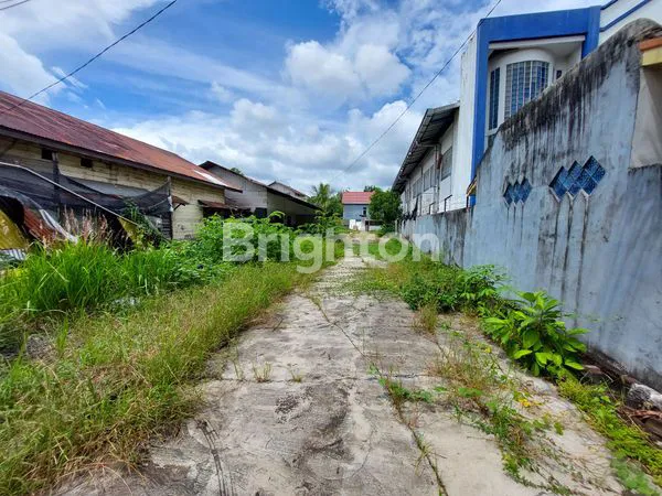DISEWAKAN TANAH PINGGIR JALAN M.YAMIN SAMARINDA