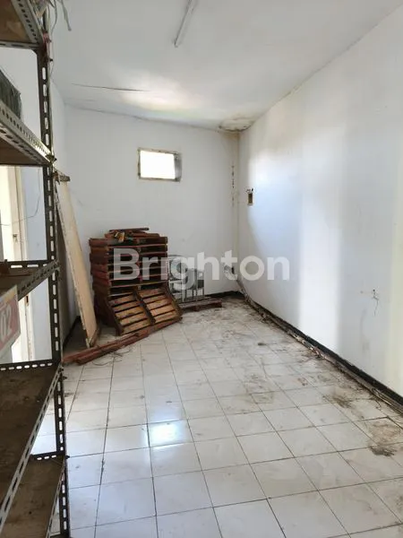 image RUKO 2 LANTAI SIAP HUNI LOKASI MENGHADAP JALAN RAYA (5)