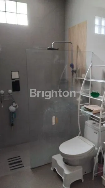 image RUMAH MEWAH HARGA MURAH DI JAJAR !! LOKASI SANGAT STRATEGIS (4)