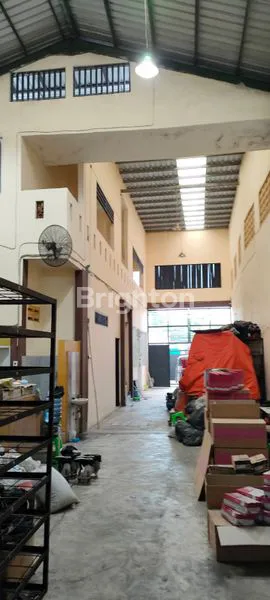 image RUMAH USAHA 2 LT DI SURODINAWAN MOJOKERTO (2)