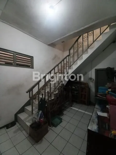 image RUKO TEMBAAN SURABAYA COCOK UNTUK USAHA, LOKASI STRATEGIS DAERAH KOMERSIL (2)