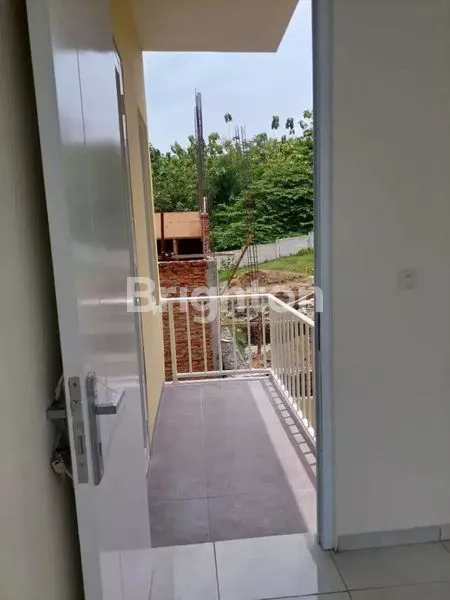 image DIJUAL RUMAH 2 LANTAI VIEW BAGUS (4)