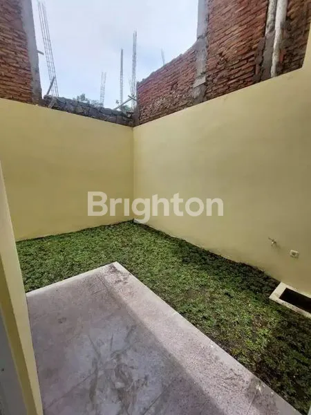 image DIJUAL RUMAH 2 LANTAI VIEW BAGUS (7)