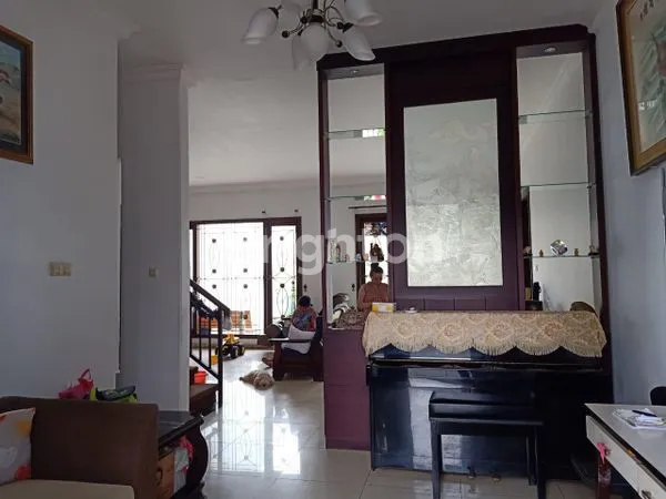 image RUMAH VILLA BUKIT PERMAI. SBY BARAT (2)