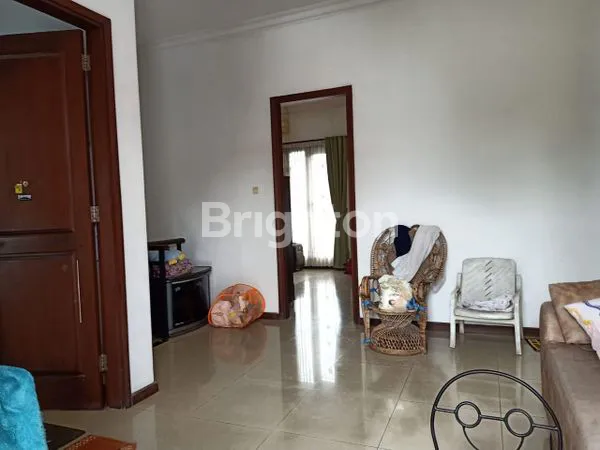 image RUMAH VILLA BUKIT PERMAI. SBY BARAT (3)