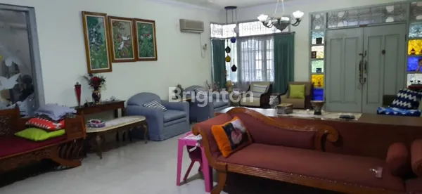 image RUMAH 2 LANTAI VILLA BINTARO INDAH TANGERANG SELATAN (2)