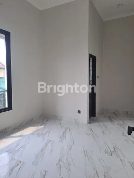 image RUMAH @ GRIYA LOKA BSD (4)