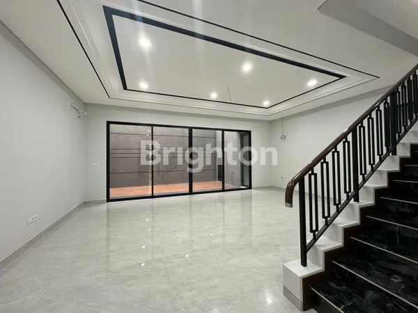 image RUMAH BARU MINIMALIS DI CITRALAND DEKAT FRESH MARKET, GRAHA, DAN PAKUWON (3)