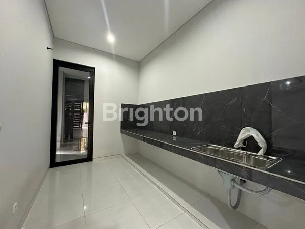 image RUMAH MINIMALIS BARU DI CITRALAND DEKAT GWALK, GRAHA, DAN PAKUWON (8)