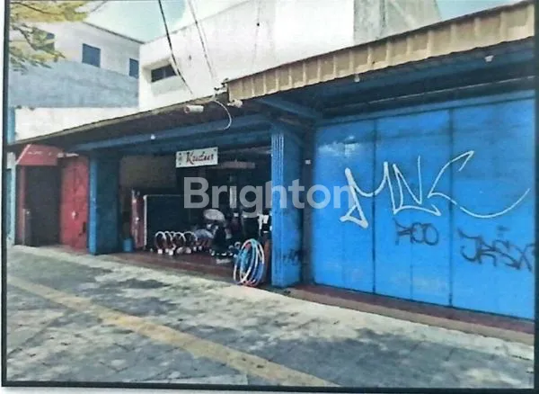 image TOKO 1,5 LANTAI DEKAT KERATON MANGKUNEGARAN SOLO COCOK UNTUK BUKA USAHA (1)