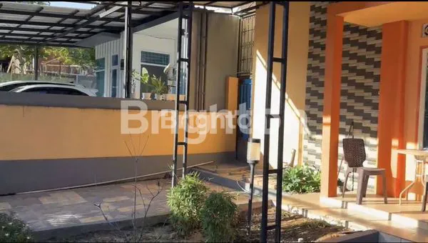 image RUMAH CANTIK DUA LANTAI (1)