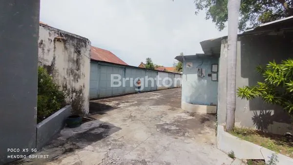 image GUDANG LUAS 1100 AN METER DI NGANJUK (4)