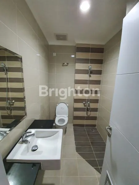 image RUMAH SIAP HUNI 2 LANTAI DI LINGKUNGAN ASRI DAN NYAMAN (5)