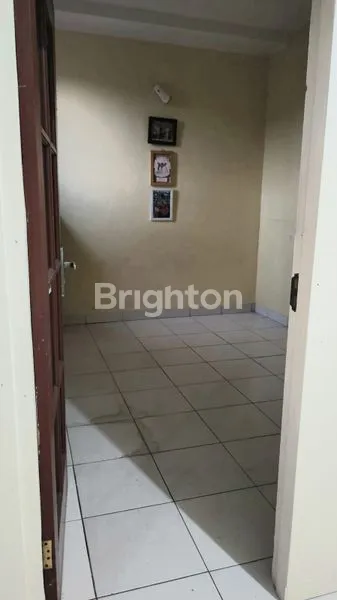 image RUMAH 1,5 LANTAI DI LINGKUNGAN YANG TENANG DENGAN UDARA YANG SEJUK DI LOKASI STRATEGIS MENTENG ASRI (4)