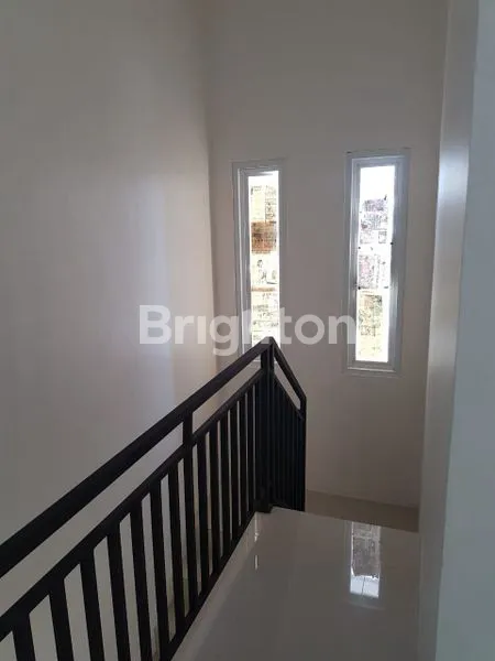 image RUMAH SIAP HUNI ROW JALAN LEBAR BEBAS BANJIR (4)