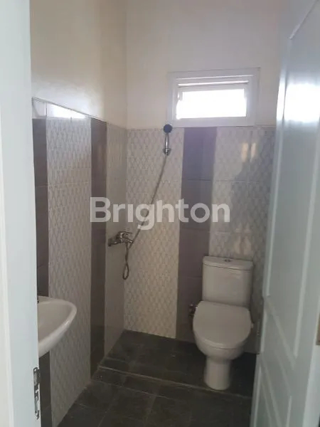 image RUMAH SIAP HUNI ROW JALAN LEBAR BEBAS BANJIR (7)