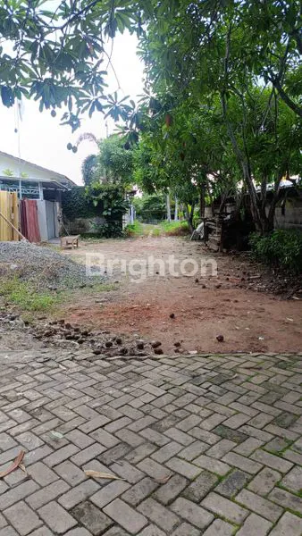 image BELI RUMAH BONUS TANAH DI PUSAT KOTA  (3)