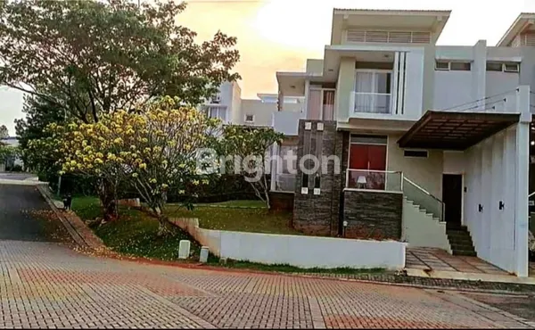 image RUMAH 2 LANTAI PERUMAHAN MODERNHILL CLUSTER TRANQUITY PAMULANG TANGERANG SELATAN (3)