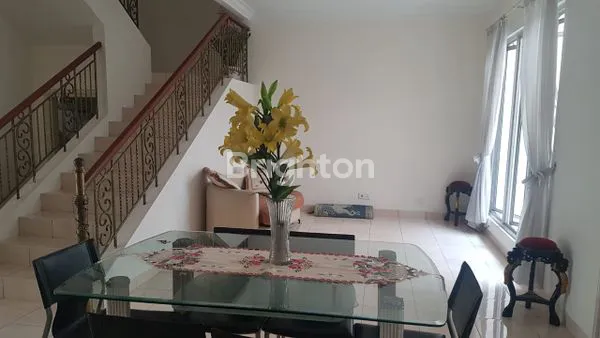 image RUMAH 2 LANTAI CLUSTER MONTECARLO DE GREEN, RAPIH DAN SIAP HUNI, DEKAT TOL BSD CITY, SERPONG, TANGERANG SELATAN (5)