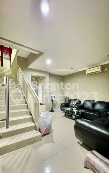 image RUMAH FULL FURNISHED SIAP HUNI DI GRIYA ALAM SENTUL - SENTUL CITY (7)