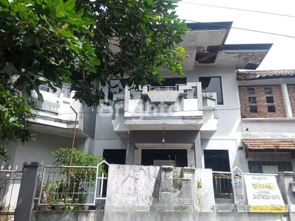image DIJUAL RUMAH DENGAN 2 SURAT SHM DI KOTA MALANG. (8)