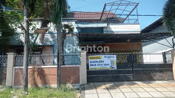 image BELAKANG CITRALAND DRIYOREJO, RUMAH HOOK BONUS GUDANG (1)