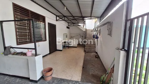 image DIJUAL CEPAT RUMAH LUAS DAN NYAMAN DEKAT DENGAN UNIVERSITAS, SEKOLAH DAN FASILITS LAINNYALT = 517 M2 (6)