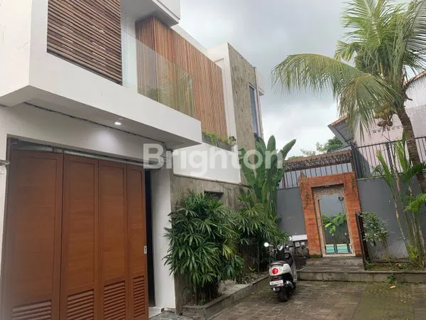 4BR NEWLY RENOVATED VILLA IN ONE GATE CLUSTER JIMBARAN