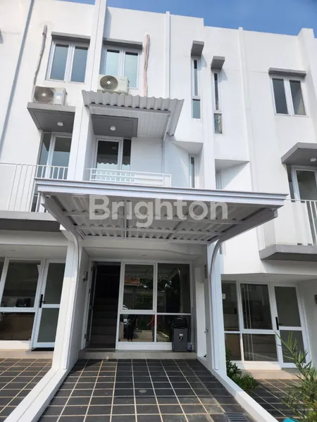 image RUMAH MINIMALIST DI BSD (1)